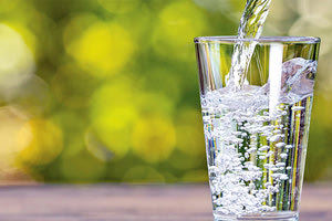 Η αφυδάτωση είναι μία από τις πιο συχνές αιτίες νοσηλείας και εισαγωγής των ηλικιωμένων στα νοσοκομεία