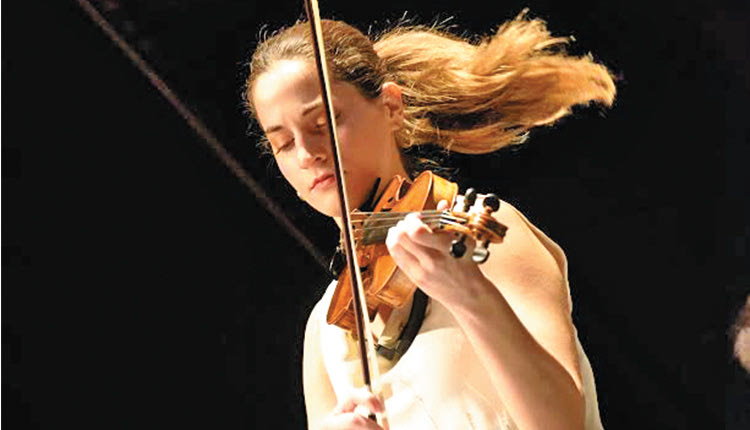 ΜΕ ΜΕΓΑΛΗ ΣΥΝΑΥΛΙΑ ΤΗΣ ΣΥΜΦΩΝΙΚΗΣ ΟΡΧΗΣΤΡΑΣ ΝΕΩΝ ΚΡΗΤΗΣ ΤΟΥ ΔΗΜΟΥ ΗΡΑΚΛΕΙΟΥ
Έκλεισαν οι εκδηλώσεις «40 χρόνια Μουσείο Νίκου Καζαντζάκη»
