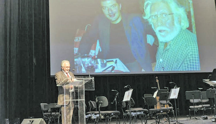 ΜΕ ΜΕΓΑΛΗ ΣΥΝΑΥΛΙΑ ΤΗΣ ΣΥΜΦΩΝΙΚΗΣ ΟΡΧΗΣΤΡΑΣ ΝΕΩΝ ΚΡΗΤΗΣ ΤΟΥ ΔΗΜΟΥ ΗΡΑΚΛΕΙΟΥ
Έκλεισαν οι εκδηλώσεις «40 χρόνια Μουσείο Νίκου Καζαντζάκη»
