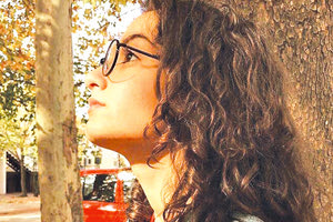 ΘΕΣΜΟΘΕΤΕΙΤΑΙ ΑΠΟ ΤΟ ΤΜΗΜΑ ΦΥΣΙΚΗΣ ΤΟΥ Π.Κ. ΚΑΙ ΑΠΟΝΕΜΕΤΑΙ ΑΥΡΙΟ Στη φοιτήτρια Μυρτώ Φαλαλάκη το 1ο βραβείο Γιώργος Γραμματικάκης»