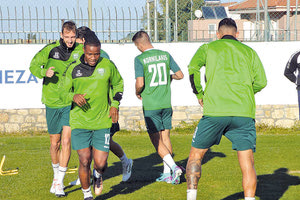 Έτοιμος ο Γιούχτας για τη σημερινή αναμέτρηση - πρόκληση με Ατρόμητο για το Κύπελλο