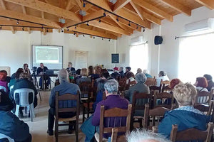 ΚΕΝΤΡΟ ΚΡΗΤΙΚΗΣ ΛΟΓΟΤΕΧΝΙΑΣ Με επιτυχία το επιστημονικό συνέδριο για τον ποιητή Χριστόφορο Λιοντάκη και γνωριμία με το χωριό του