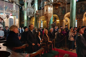 Ο Ελληνισμός της Πόλης  στην  λαμπρή Πατριαρχική λειτουργία στο Πέραν ( δείτε φωτογραφίες )