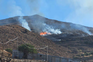 Συναγερμός στην Πυροσβεστική μετά από φωτιά στα Αστερούσια