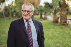 Ο Γρηγόρης Πασπάτης αποχαιρετά το αγαπημένο του twingo