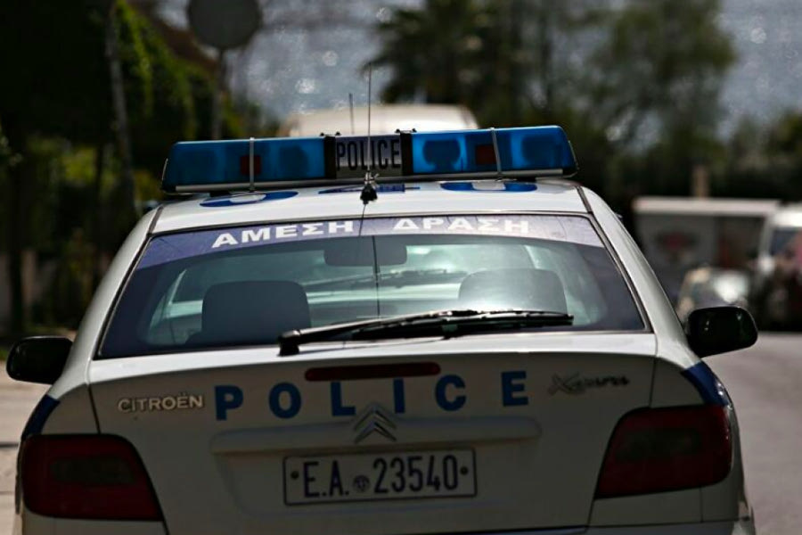 Βρέθηκε νεκρός έξω από το σπίτι του σε χωριό της Μεσαράς. Εξετάζεται εάν ήταν ημέρες πεθαμένος