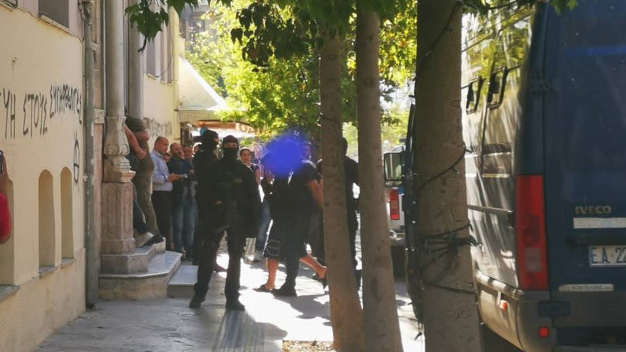 «Με απειλούσαν ότι θα με ξεκοίλιαζαν»!