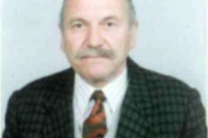 * Ο Γιάννης Τσακπίνης