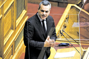 Ερώτηση για την πρώην αμερικανική βάση στις Γούρνες έκανε ο Χάρης Μαμουλάκης