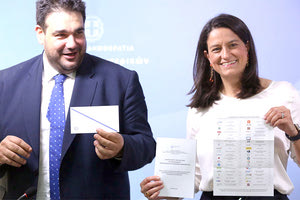 Επιστολική ψήφος: Οι στόχοι της και η διαδικασία από το σπίτι