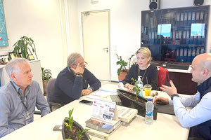 Συζητήσεις για να βελτιωθεί η λειτουργία του αεροδρομίου και η εξυπηρέτηση του κόσμου