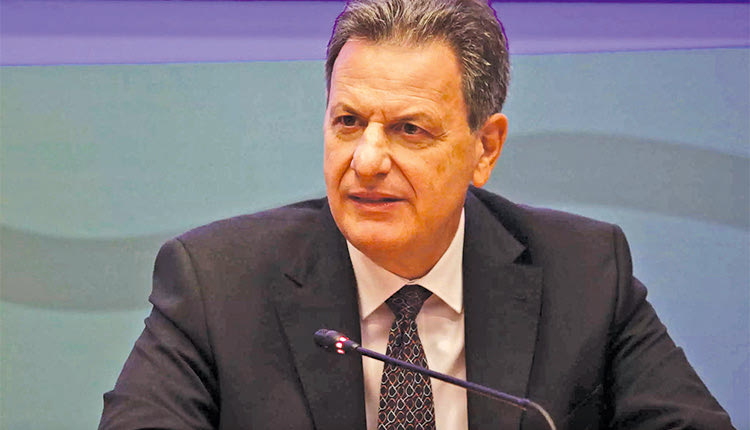 Διευκρινίσεις για τα τιμολόγια ρεύματος δίνει ο υπουργός Περιβάλλοντος