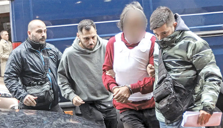 Την Παρασκευή απολογείται ο 71χρονος για την δολοφονία της 43χρονης στη Σαλαμίνα