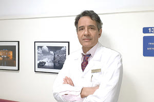 ο διευθυντής της Παθολογικής κλινικής του Βενιζελείου Χάρης Λυδάκης