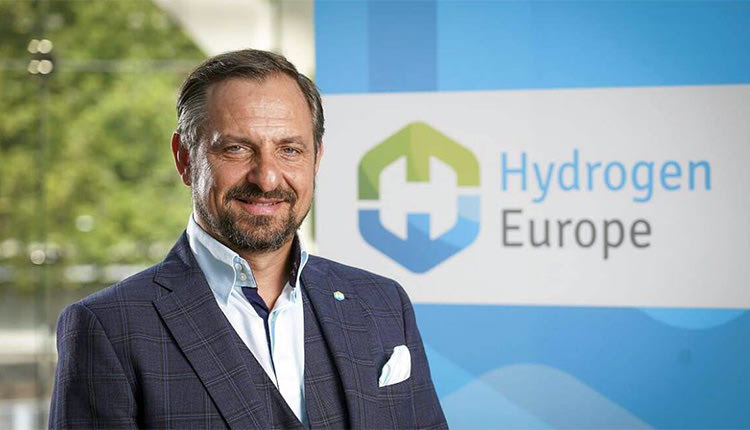 Ο κ. Χατζημαρκάκης πρωτοστατεί στην εκστρατεία για τη διάδοση του υδρογόνου ως καύσιμου