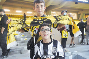 Με ένα συγκλονιστικό μήνυμα στα social media o μικρός Γιάννης Παπαστεφανάκης που μέσω της αγάπης του για τον ΠΑΟΚ, για το ποδόσφαιρο και για το γήπεδο παίρνει δύναμη στην μάχη που δίνει καθημερινά στην ζωή του