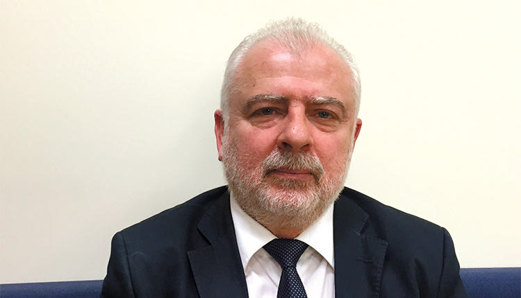 Ο καθηγητής Καρδιολογίας Μανόλης Σημαντηράκης 