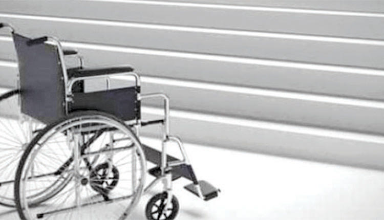 Εκπαιδευτικός με αναπηρία δέχθηκε υποτιμητικούς χαρακτηρισμούς την ημέρα των ατόμων με αναπηρία