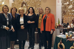 Λίγο πριν τις γιορτές τα Παιδικά Χωριά SOS διοργάνωσαν συνάντηση- και με μουσική από τον Γ. Γιανναράκη- με τους ανθρώπους που είναι κοντά τους και στηρίζουν το έργο τους