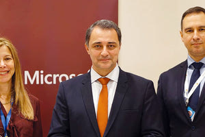 ΣΕΝΕΤΑΚΗΣ : Η Microsoft είναι ένας κολοσσός που δίνει ψήφο εμπιστοσύνης στην χώρα μας, διοργανώνοντας για πρώτη φορά την ημερίδα: Microsoft Founders Day.