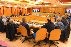 Τους έντονους προβληματισμούς των δημάρχων της Κρήτης για τις συγχωνεύσεις των ΔΕΥΑ άκουσε ο υπουργός Περιβάλλοντος και Ενέργειας Θοδωρής Σκυλακάκης