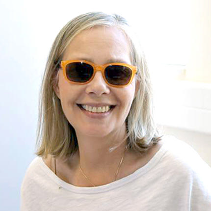 Η κα Μίκα Μυκωνιάτη 