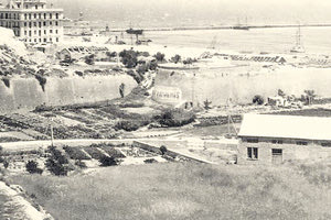 ΦΩΤΟΗΜΕΡΑΣ: ΤΟ ΗΡΑΚΛΕΙΟ και το λιμάνι του την περίοδο του Μεσοπολέμου. Διακρίνεται το Μέγαρο Φυτάκη.