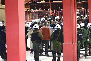 Σε εκτοξευτήρα φωτοβολίδας το DNA του ανήλικου αδερφού του 18χρονου καθ’ομολογία δράστη