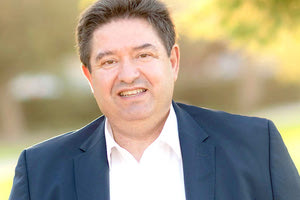 Ο Μιχάλης Καραμαλάκης