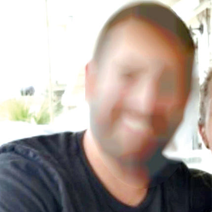 Ο 33χρονος Δημήτρης νοσηλεύεται διασωληνωμένος