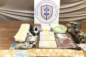 ΜΕΛΟΣ ΚΥΚΛΩΜΑΤΟΣ ΔΙΑΚΙΝΗΣΗΣ ΝΑΡΚΩΤΙΚΩΝ ΑΞΙΩΜΑΤΙΚΟΣ ΤΟΥ ΛΙΜΕΝΙΚΟΥ ΑΠΟ ΤΗΝ ΚΡΗΤΗ Έβαλαν τον λύκο να φυλάει την… κοκαΐνη