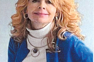 Το τελευταίο «αντίο» στην Ντίνα