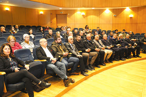 Από τη σύσκεψη που συγκάλεσε στο Ηράκλειο το Υπουργείο Κλιματικής Κρίσης και Πολιτικής Προστασίας