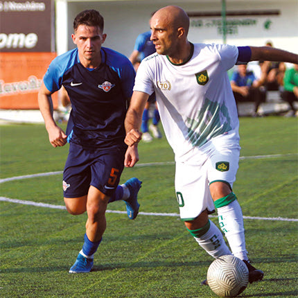 Όλα τα βλέμματα στο Ατσαλένιο