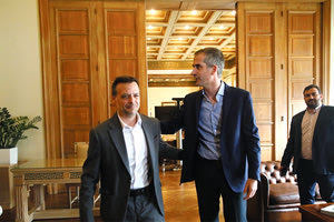 Σφοδρές αντιδράσεις για την “Ανάπλαση” και τον αποκλεισμό του Δήμου