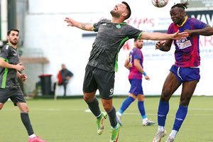 Καϊμακαμούδης και Ενγκουέμ σε μονομαχία τους απο το χθεσινό ματς