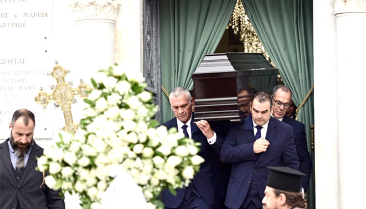 Το τελευταίο «αντίο» στον Γιώργο Μιχαλακόπουλο