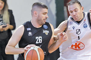 Ολοκληρώνουν σήμερα τον α’ γύρο η Αναγέννηση και ο ΟΦΗ