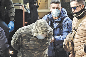 Προφυλακίστηκαν οι λιμενικοί