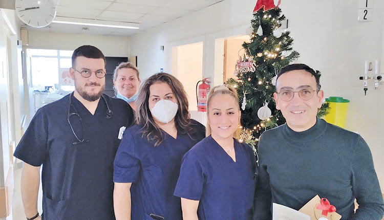 Γούρια από το ΚΕΘΕΑ Αριάδνη προσέφεραν τα μέλη του Δ.Σ. του Σωματείου Εργαζομένων ΠαΓΝΗ