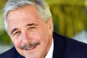 Ευκαιρία για το ΠΑΣΟΚ