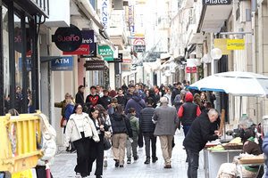 Σοβαρό το έλλειμμα στην αγορά λόγω των χρημάτων από το λάδι