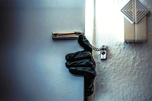 Σε ποια σπίτια αυτοδιοικητικών μπήκαν οι «ποντικοί» από τη Γεωργία