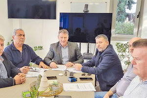 Από την υπογραφή της σύμβασης