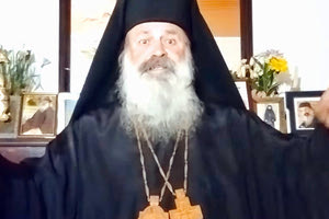 Επιτέλους! Στη φυλακή βρίσκεται πλέον ο επίσκοπος - «μαϊμού» στο Αίγιο που καλούσε μέσω βίντεο στο YouTube τους πολίτες, δικηγόρους και παράγοντες της περιοχής να πάρουν τα όπλα.