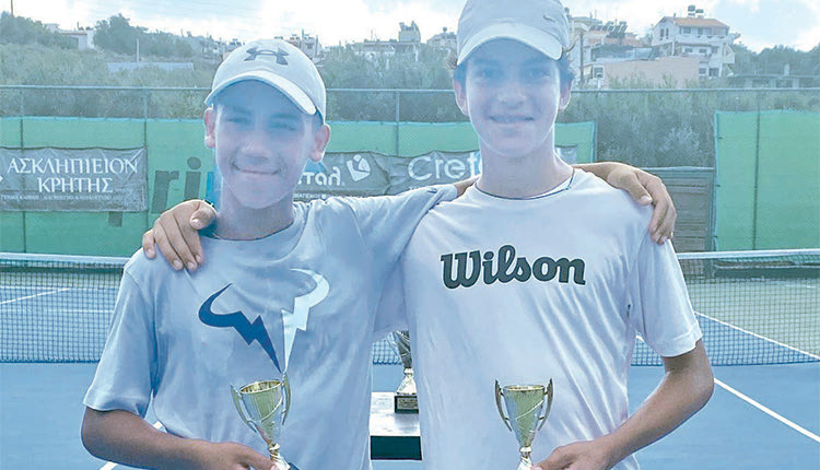 Αμανάκης και Λαμπράκης που πήραν την 2η θέση στα διπλά 