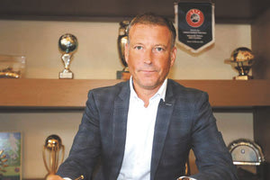 ο Μαρκ Κλάτενμπεργκ