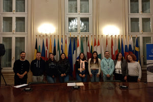 Στο Γραφείο του Ευρωπαϊκού Κοινοβουλίου στην Ελλάδα μαθητές του Λυκείου Αρχανών