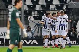 Περίπατος του ΠΑΟΚ στην Τούμπα με τη Λαμία