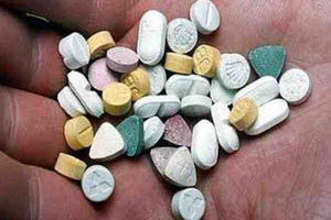 Ένα … φαρμακείο με ναρκωτικά κι άλλα χάπια έκρυβε στο σπίτι του Ηρακλειώτης- Πώς τον εντόπισαν λιμενικοί του Κεντρικού Λιμεναρχείου Hρακλείου